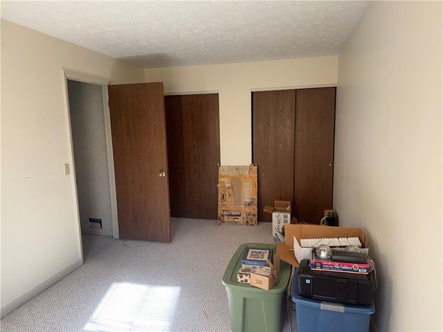 6 Talbot Drive, Penfield, NY 14526