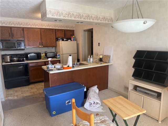 6 Talbot Drive, Penfield, NY 14526