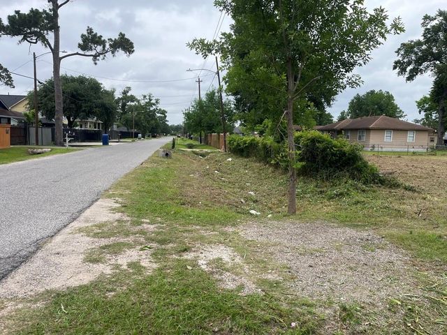 9204 Exeter Street, Houston, TX 77093