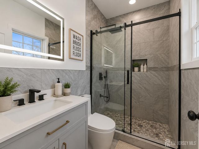 1855 Woodland Avenue, Edison, NJ 08820