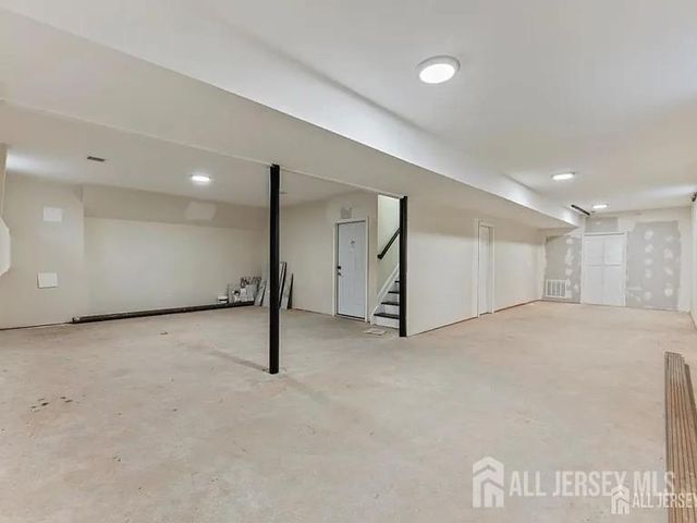 1855 Woodland Avenue, Edison, NJ 08820