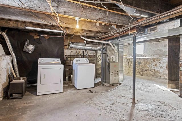 1513 28TH AVENUE, Menomonie, MI 49858