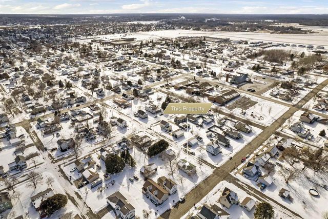 1513 28TH AVENUE, Menomonie, MI 49858