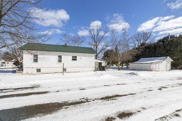 1513 28TH AVENUE, Menomonie, MI 49858