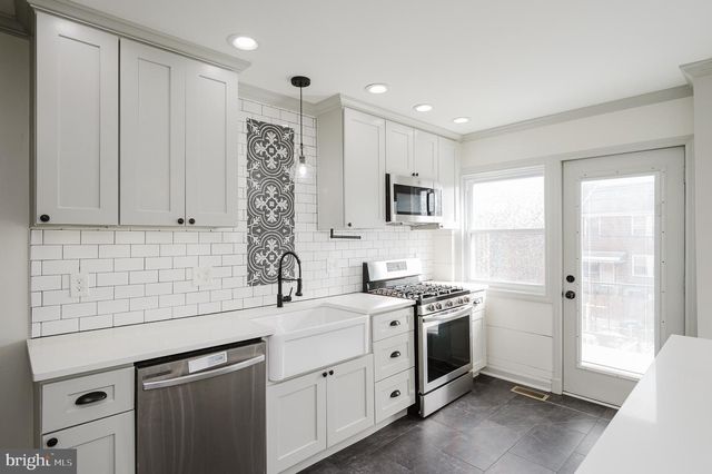 1525 KENNEWICK RD, Baltimore, MD 21218