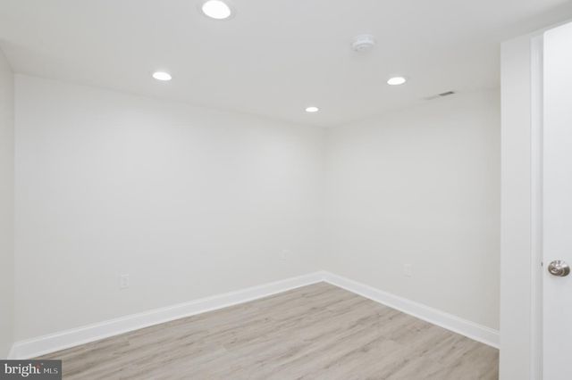 1525 KENNEWICK RD, Baltimore, MD 21218