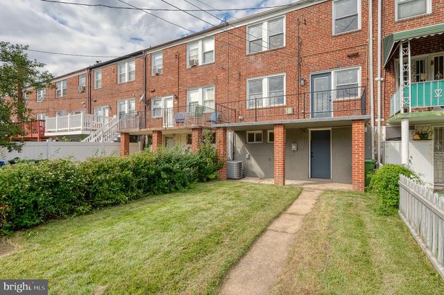 1525 KENNEWICK RD, Baltimore, MD 21218