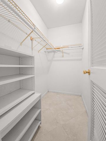 9810 Tabebuia Tree Drive B, Boynton Beach, FL 33436