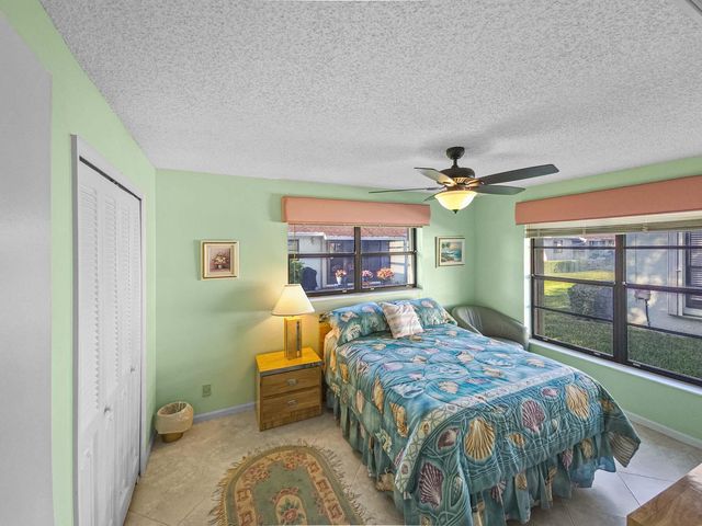 9810 Tabebuia Tree Drive B, Boynton Beach, FL 33436