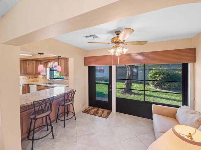 9810 Tabebuia Tree Drive B, Boynton Beach, FL 33436