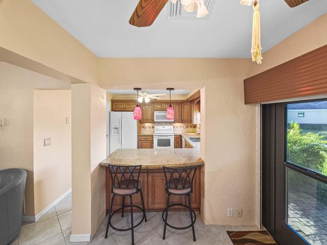 9810 Tabebuia Tree Drive B, Boynton Beach, FL 33436