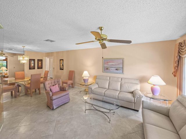 9810 Tabebuia Tree Drive B, Boynton Beach, FL 33436