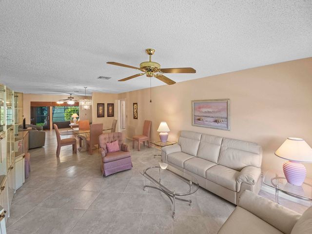 9810 Tabebuia Tree Drive B, Boynton Beach, FL 33436