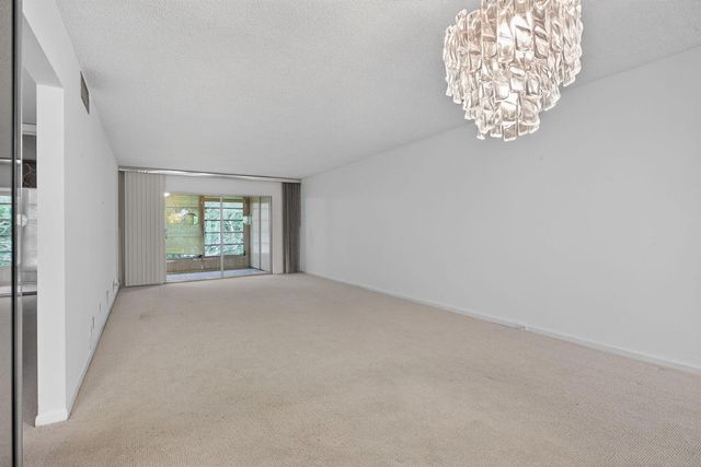 2403 Antigua Circle B4, Coconut Creek, FL 33066