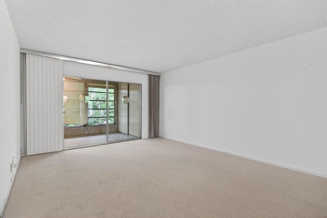 2403 Antigua Circle B4, Coconut Creek, FL 33066