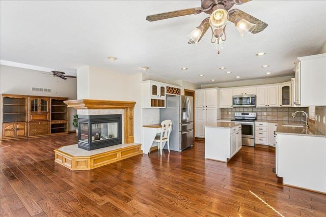 1401 N Sandpiper St, Wichita, KS 67230