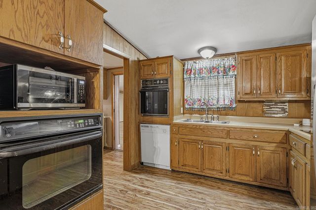 413 N Cole, Harrisburg, AR 72432