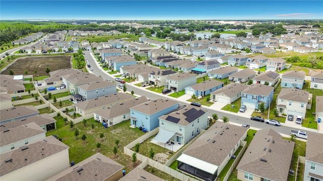 1172 CASCADES AVENUE, Davenport, FL 33837