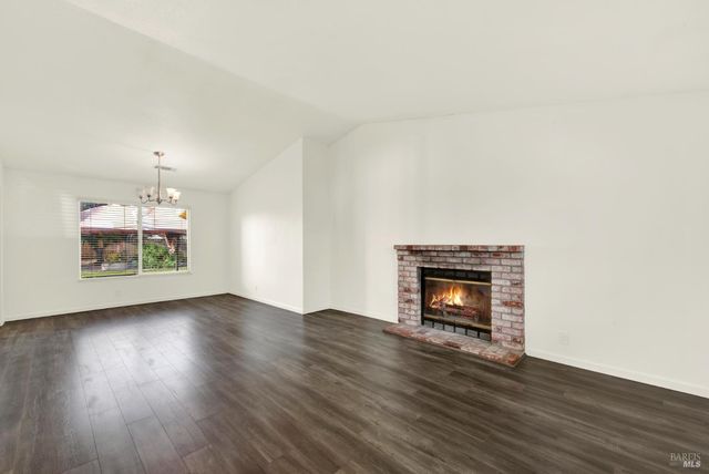 910 Hidden Cove Way, Suisun City, CA 94585