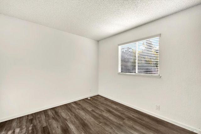 910 Hidden Cove Way, Suisun City, CA 94585