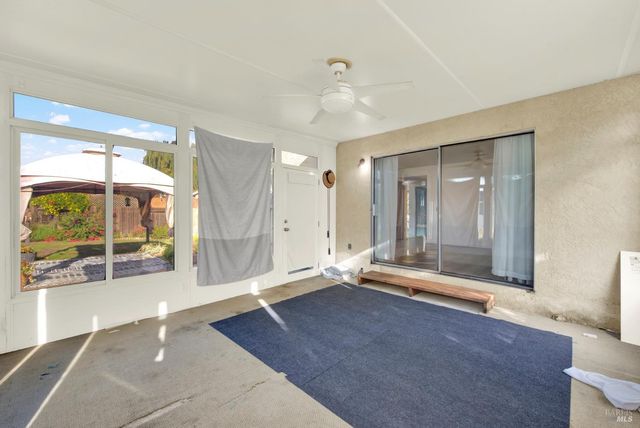 910 Hidden Cove Way, Suisun City, CA 94585