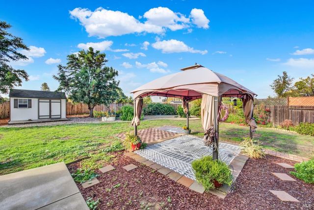 910 Hidden Cove Way, Suisun City, CA 94585