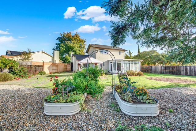 910 Hidden Cove Way, Suisun City, CA 94585