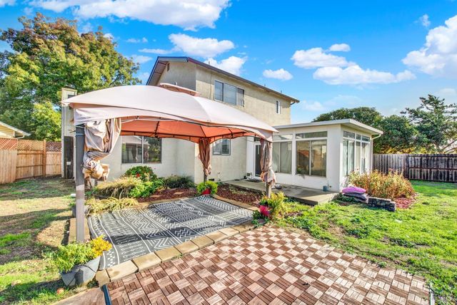 910 Hidden Cove Way, Suisun City, CA 94585