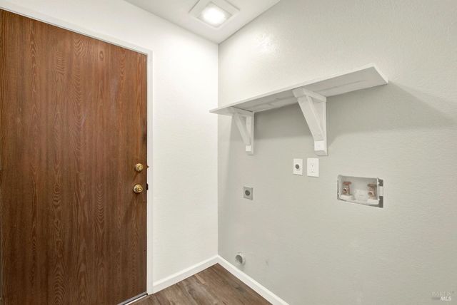 910 Hidden Cove Way, Suisun City, CA 94585