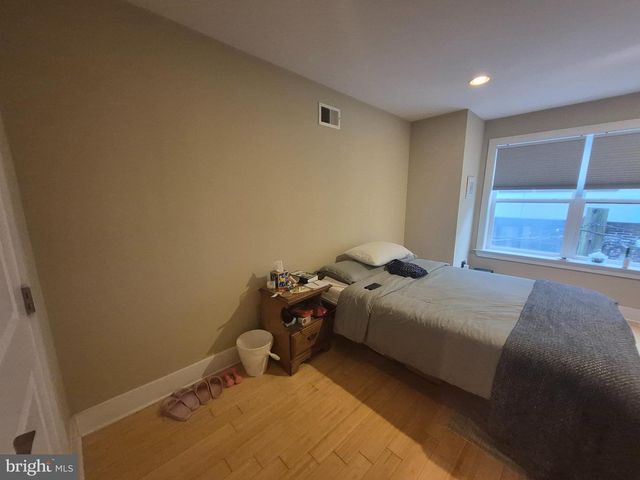 2544 MONTROSE ST, Philadelphia, PA 19146