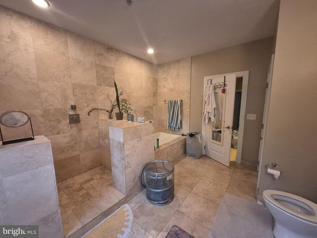 2544 MONTROSE ST, Philadelphia, PA 19146