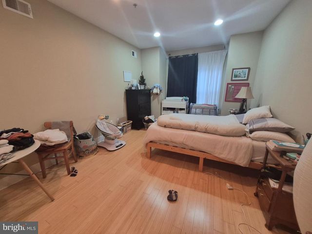 2544 MONTROSE ST, Philadelphia, PA 19146