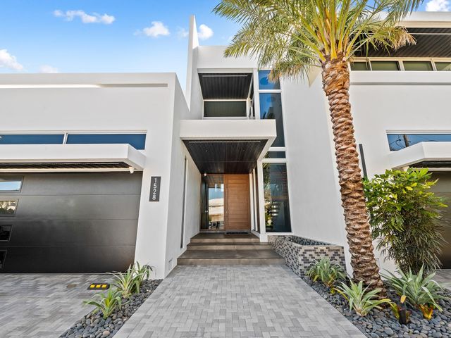 1528 SE 11th Street, Fort Lauderdale, FL 33316