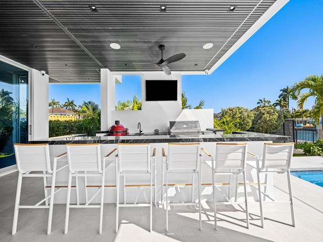 1528 SE 11th Street, Fort Lauderdale, FL 33316