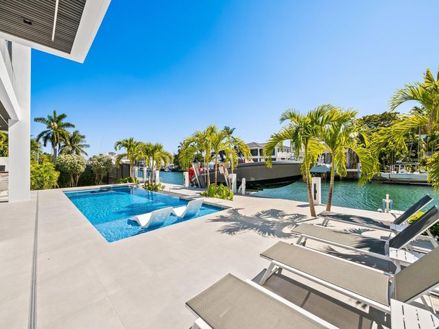 1528 SE 11th Street, Fort Lauderdale, FL 33316