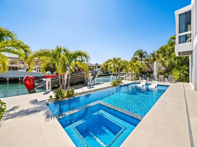 1528 SE 11th Street, Fort Lauderdale, FL 33316