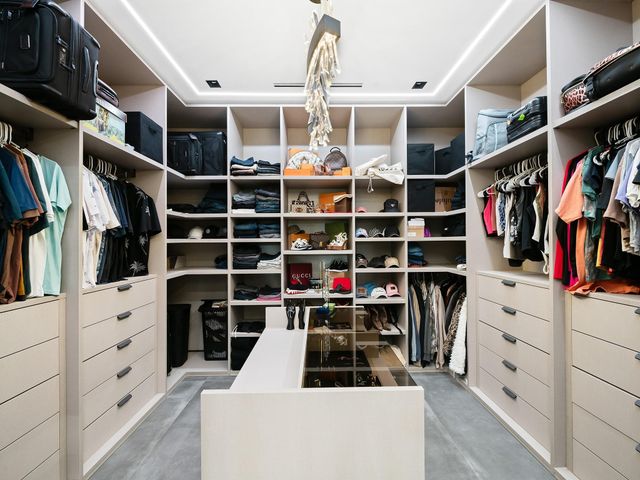 1528 SE 11th Street, Fort Lauderdale, FL 33316