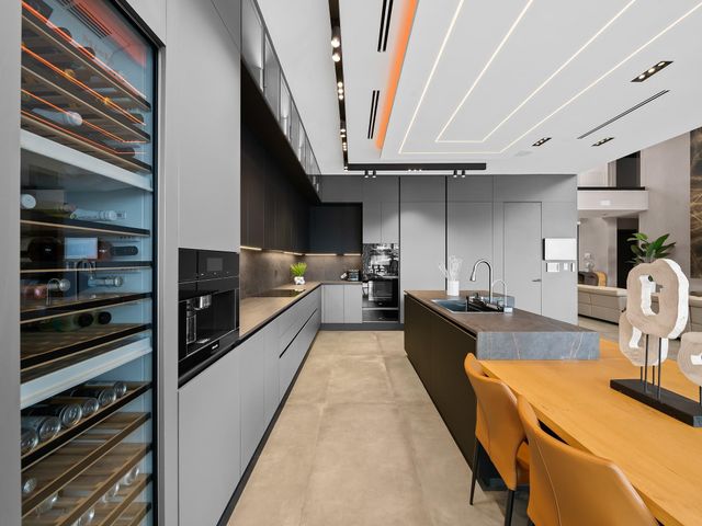 1528 SE 11th Street, Fort Lauderdale, FL 33316