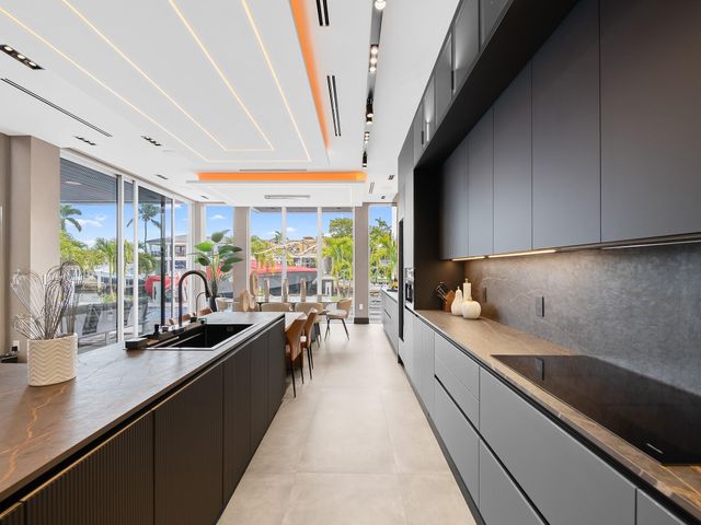 1528 SE 11th Street, Fort Lauderdale, FL 33316