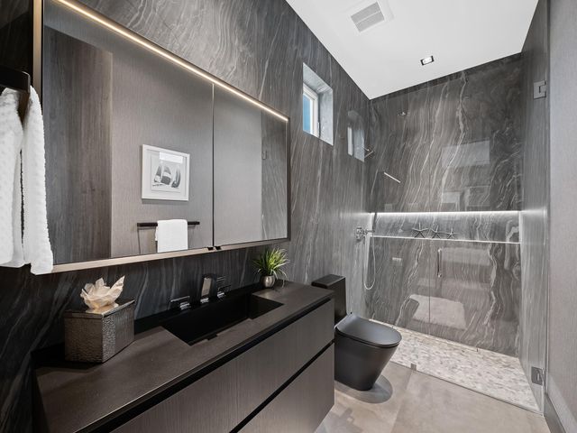 1528 SE 11th Street, Fort Lauderdale, FL 33316