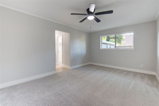 9719 Lawngate Drive, Houston, TX 77080