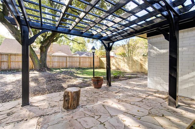 9719 Lawngate Drive, Houston, TX 77080