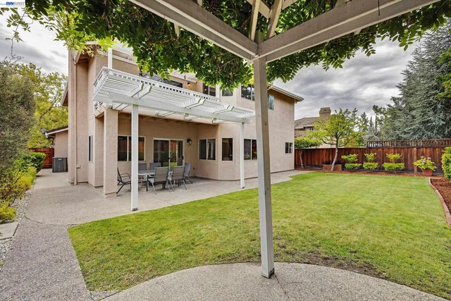 3825 Sheffield Cir, Danville, CA 94506