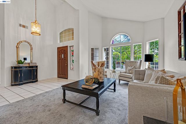 3825 Sheffield Cir, Danville, CA 94506