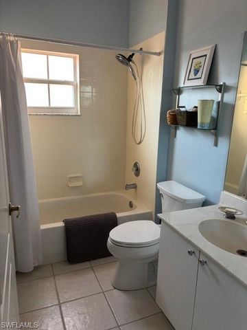 13831 Eagle Ridge Lakes DR 201, Fort Myers, FL 33912