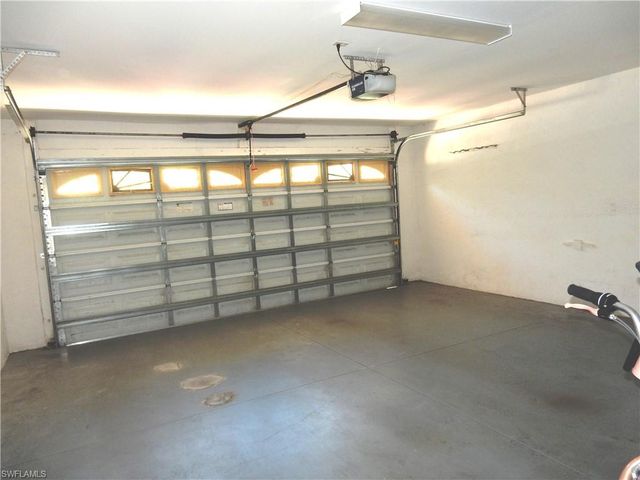 13831 Eagle Ridge Lakes DR 201, Fort Myers, FL 33912