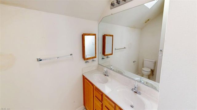 707 Indian Cedar DR, Chesapeake, VA 23320