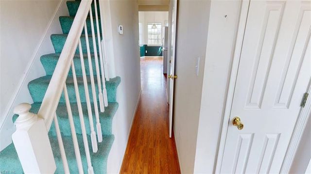 707 Indian Cedar DR, Chesapeake, VA 23320