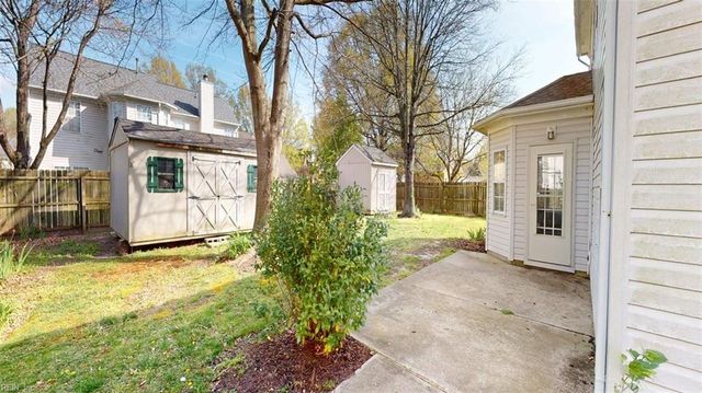 707 Indian Cedar DR, Chesapeake, VA 23320