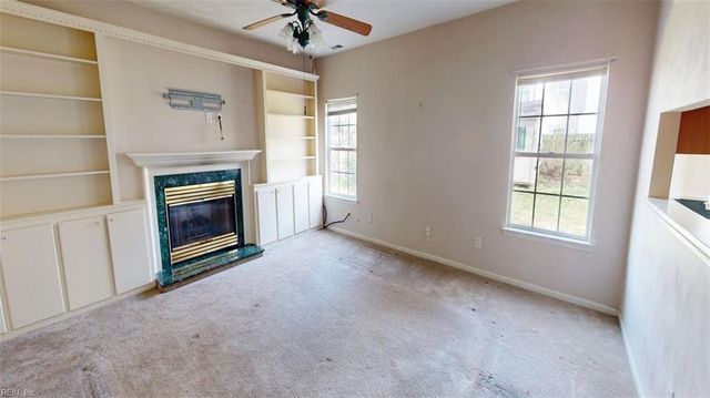 707 Indian Cedar DR, Chesapeake, VA 23320